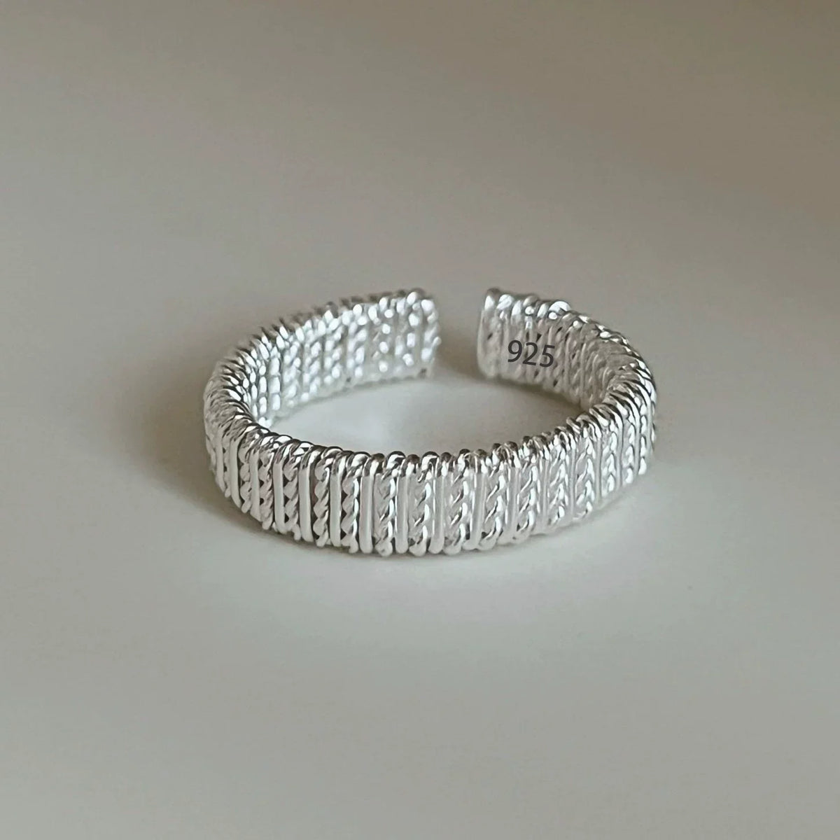 Elegant Flower Lace Ring