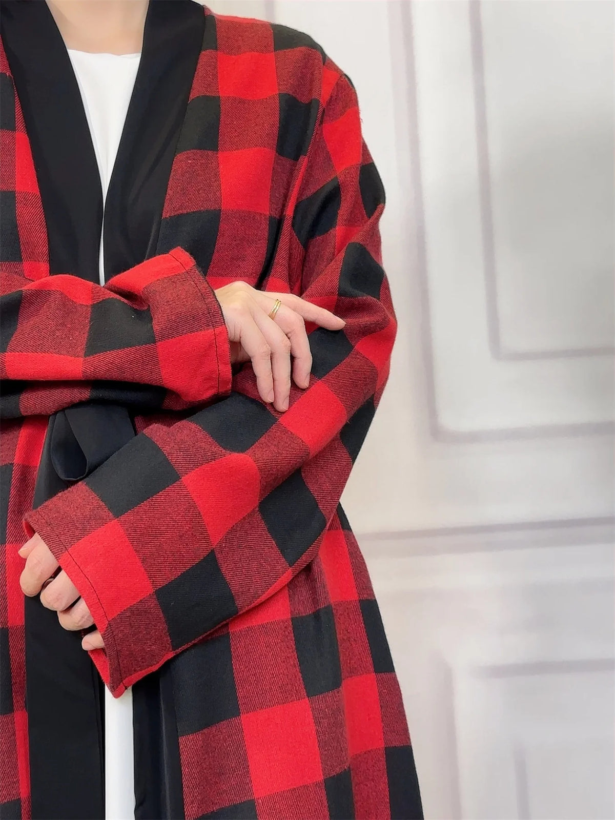 Women’s Plaid Robe with Pockets & Belt – Christmas Style